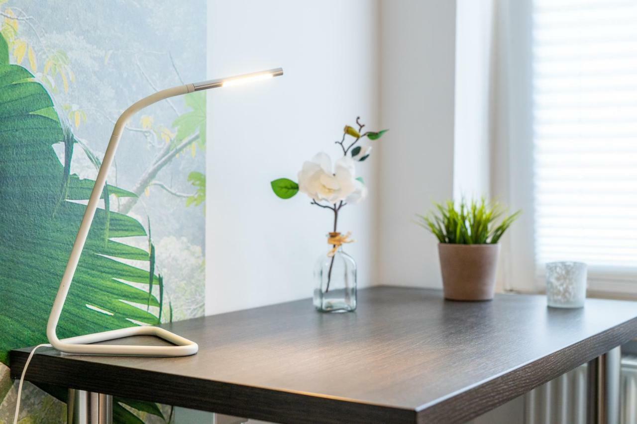 Fischerwiege Ferienwohnungen & Apartments Am Dom Ерфурт Екстериор снимка