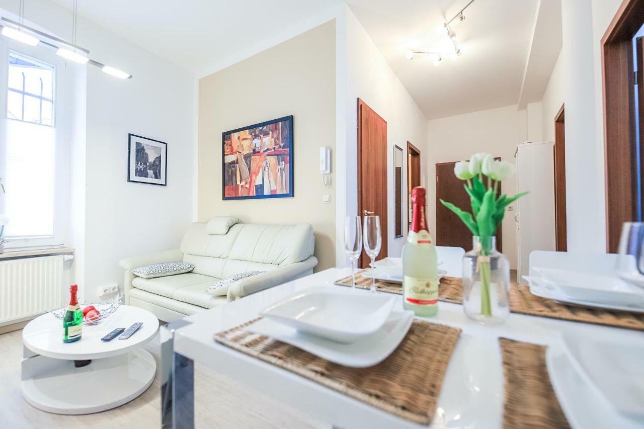 Fischerwiege Ferienwohnungen & Apartments Am Dom Ерфурт Екстериор снимка
