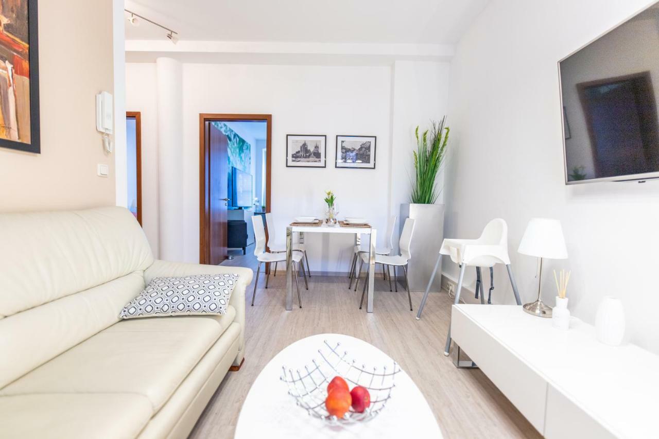 Fischerwiege Ferienwohnungen & Apartments Am Dom Ерфурт Екстериор снимка